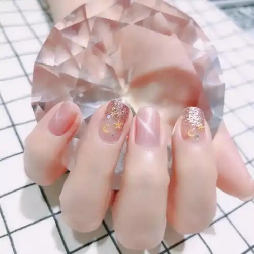 国庆出游,做什么美甲最合适