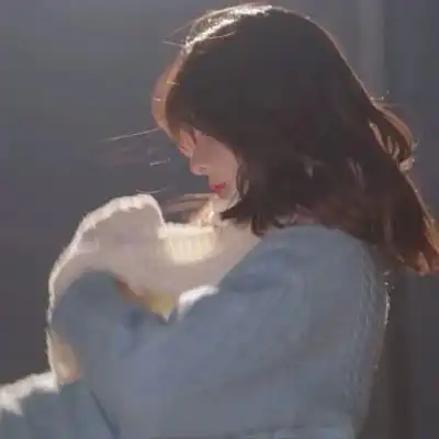 氛围感温柔系女生头像温