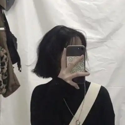 女生短发头像不露脸星空下影子头像女