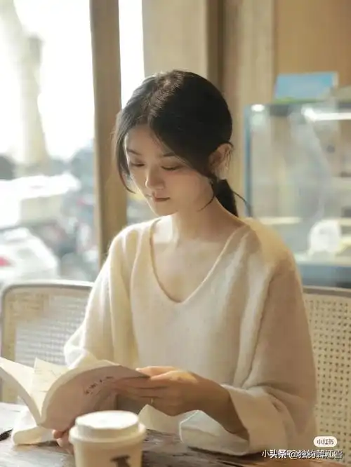 高挑清冷的美少女,婉约的气质令人难忘