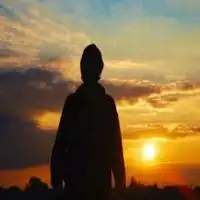 微信头像男生大海背影清晰一点的