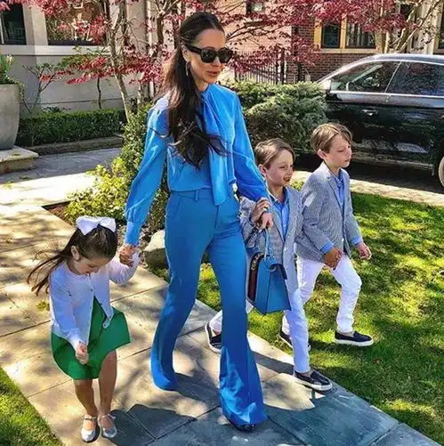 姐妹情不再梅根遭女闺蜜批评她很恶劣,连我的孩子都不放过