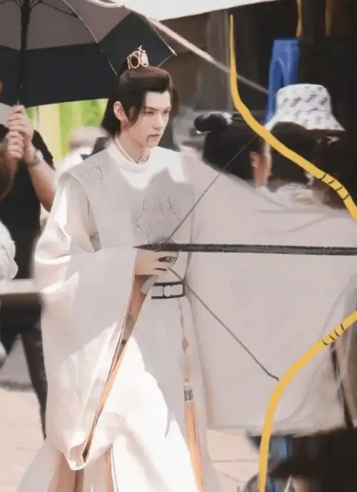 连拍3季不过瘾考古龚俊古言bg剧,口嫌体正直男就是他了