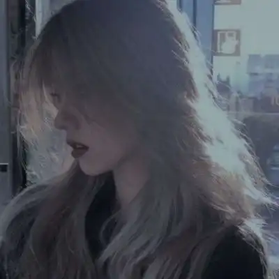 女生头像暗黑系个性网