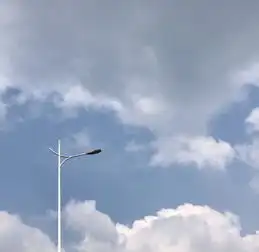 晚安心语180914人生人山人海人来人往,自己自尊自爱自由自在