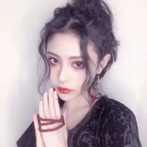 头像忠于你的梦想,别管它现在能不能发光