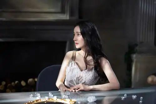 杨幂深v礼服裙迷人侧颜