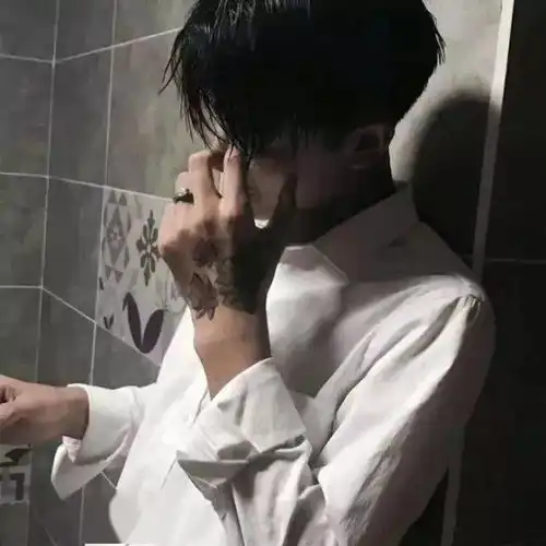 动漫头像丨暗黑系头像100张