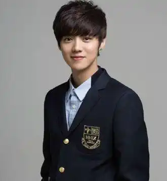 黑色禁欲系男头像刘昊然