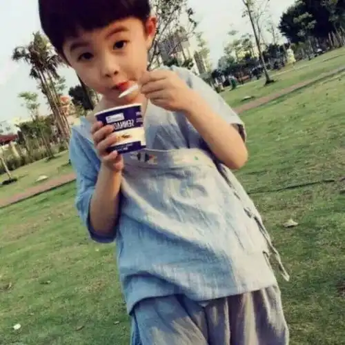 今日份头像酒能解决的事,绝不能浪费眼泪啊