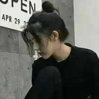 qq头像女生黑色衣服黑色衣服个性女生qq头像