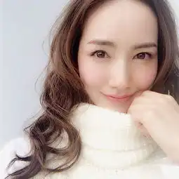 自然系女孩一定要看,11款变色润唇膏推荐,润色又透亮喜欢