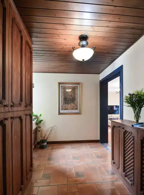 109㎡暖色系地中海新家,半包7万,超喜欢卫生间的小花砖