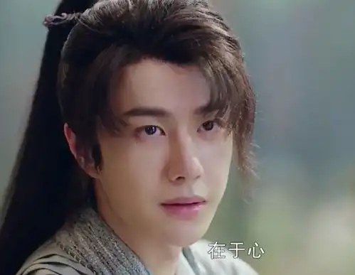 原来,谢霉霉是周翡的爹系男友