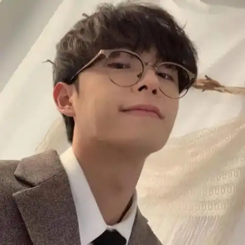 男生头像放心吧我会永远陪在你身边