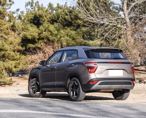 10万级的韩系代步suv,配四缸引擎5.3l油耗,配置堪比国产车