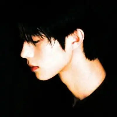 蓝色系头像惊艳男头像