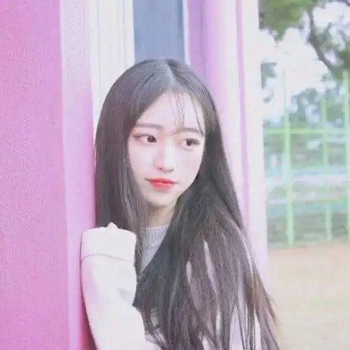 有没有像这种头像差不多粉系