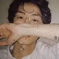 情侣头像韩国风格好看的韩系情侣头像一人一张