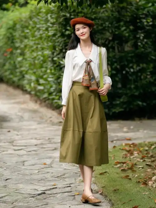清新活力的绿色系,时髦又显白的搭配,照着穿就很美