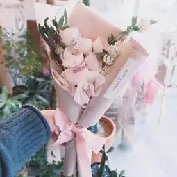 一束花的唯美头像