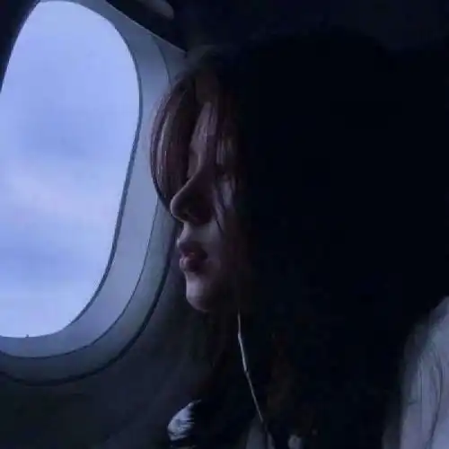 丧系文案敏感胆怯烂熟躲在暗处像你也像我