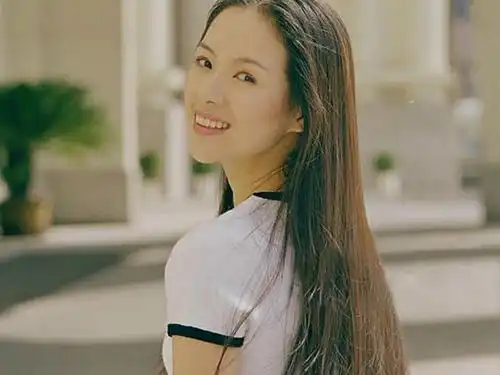 不愧是国际章章子怡的二十岁到四十岁,不变的是她的颜值