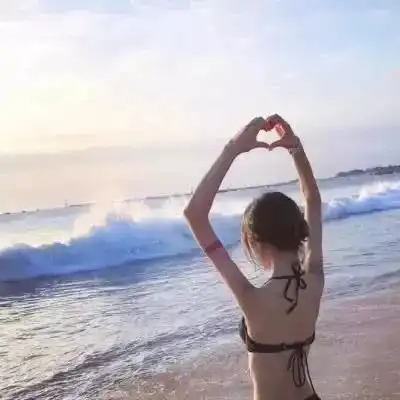 女生头像不管生活会不会变好