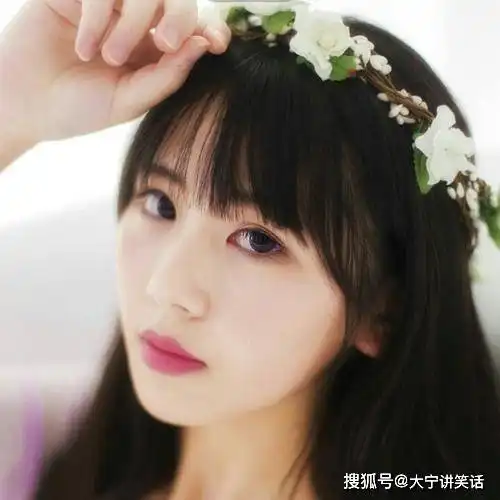 搞笑gif大哥,别玩了,不然一会一车西瓜全输完了