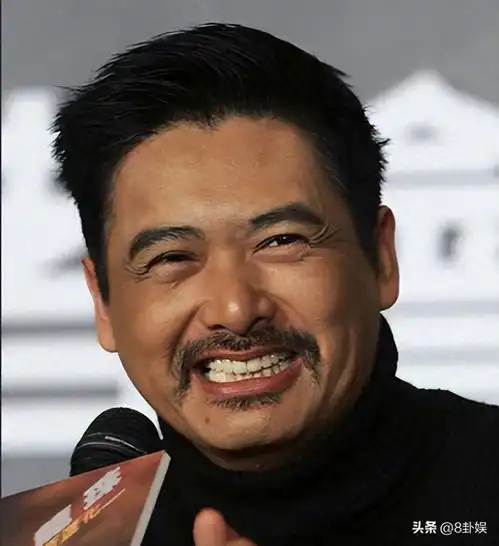 没想到八月还没过完,周润发就因这些行为,败光了观众缘