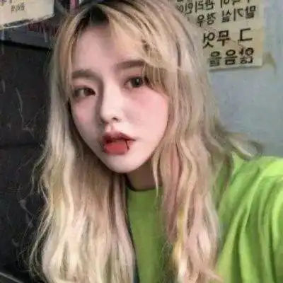 敲好看绿色系女生头像