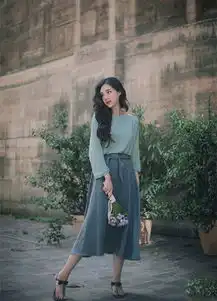 韩国最新流行街拍搭配看看哪些单品潮到爆