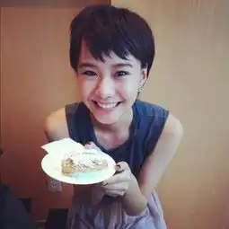 李海娜领衔泰国美女晒美妆手机新浪网