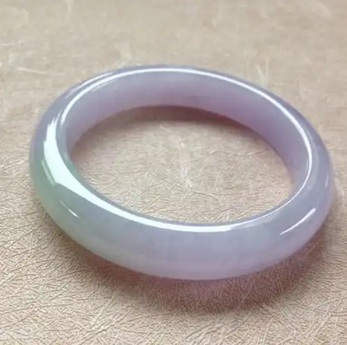 绿紫黄红不同颜色的翡翠怎么挑