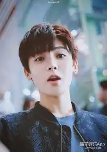 侯明昊暖萌可爱小猴哥,20岁少年未来可期