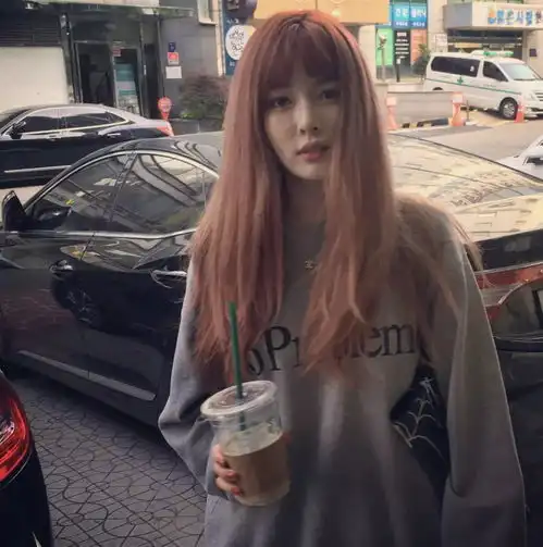 泫雅范冰冰都是发量多星人get这个多层次马尾辫,你的头发也能瞬间增多