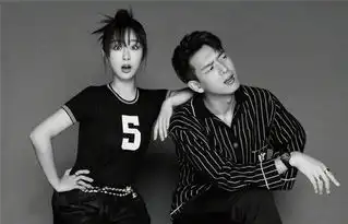 杨紫李现合体登封面,经典黑白配穿出cp感,剧里剧外一直这么甜