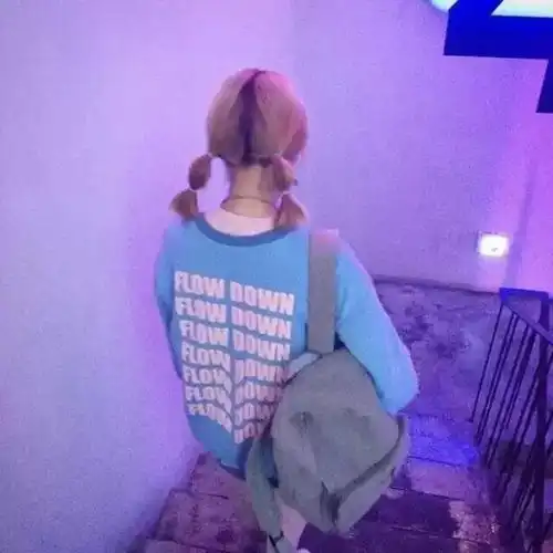 女生紫色系列头像,你来我往,相濡以沫一辈子