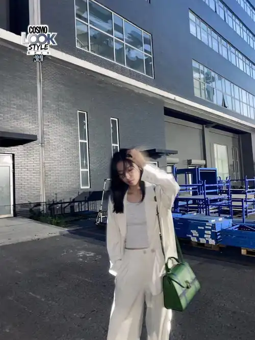 明星穿搭红榜女明星的夏季穿搭,凉爽又时髦