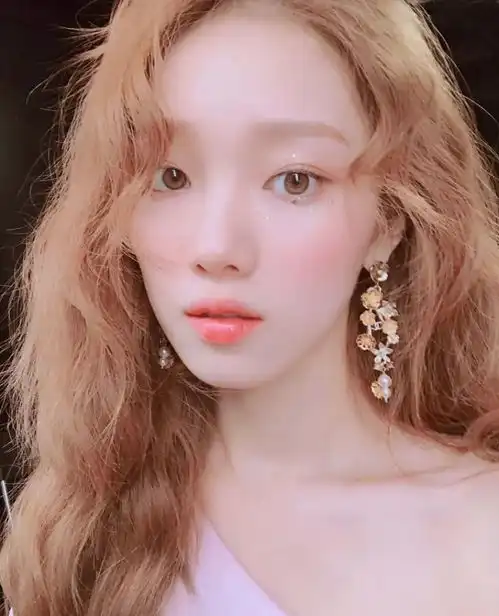 戴过不下100副美瞳,我才敢来跟你说这些