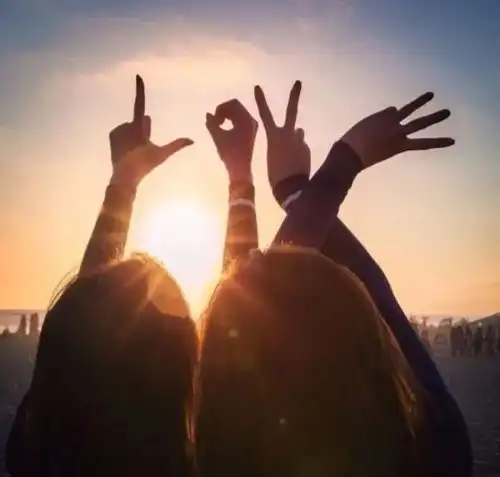 坚持语文教学11年,她从新闻专业毕业跨界成为武汉市优秀班主任