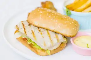 5.8折zui色意粉空降汕头收割全城躁动少女心