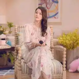 伊能静狠减40斤与15岁儿子合影似情侣,这些辣妈要逆天了