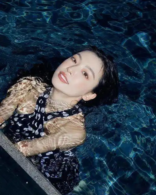 头像女氛围感纯欲