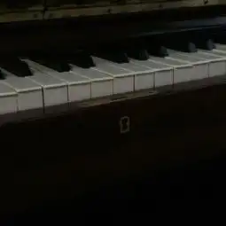 丧到极致的背景图压抑黑暗高清图片