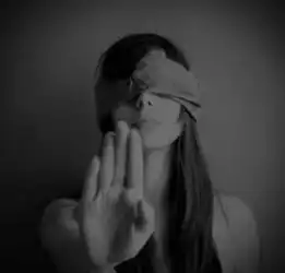 忧郁的头像女生伤感