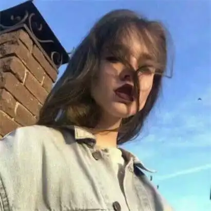 有心事的女生头像,伤感孤独的女生没有了气质