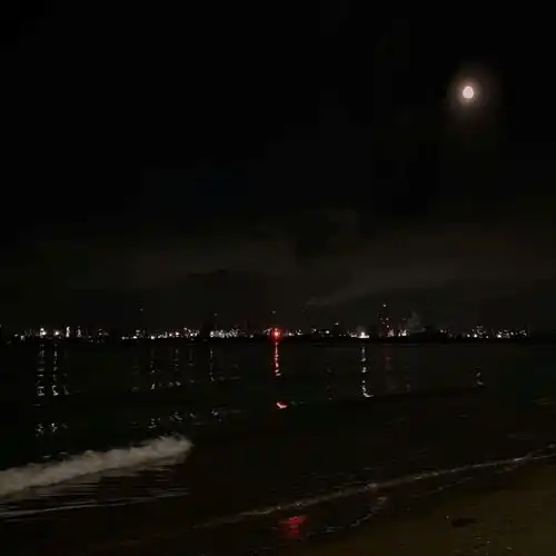 苏瓷高冷黑色系背景图