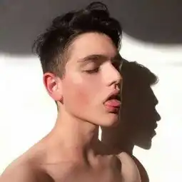 无法藏匿欢情最新小清新半身女头