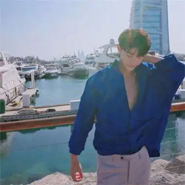 帅气的男生头像潮流范儿在海边儿的帅哥12张